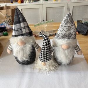Plaid and Patterned Holiday Gnome Set